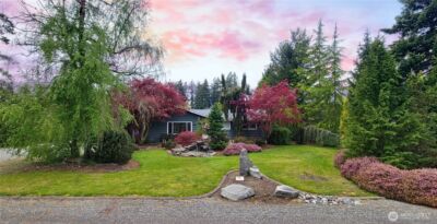 11802 28th Avenue E, Tacoma, WA 98445-5125