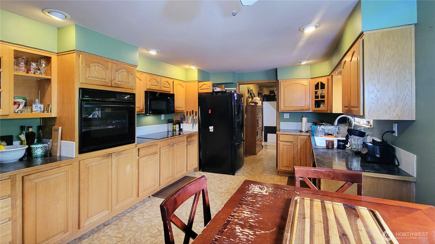11802 28th Avenue E, Tacoma, WA 98445-5125