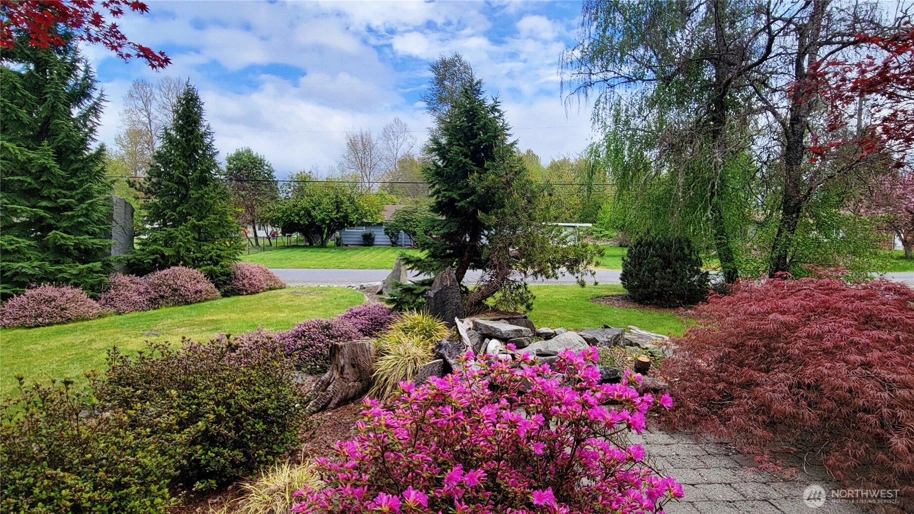 11802 28th Avenue E, Tacoma, WA 98445-5125