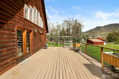 134 Thorburn Lane , Malaga, WA 98828 - Photo 32