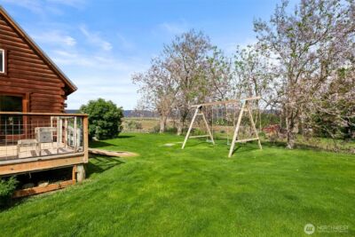 134 Thorburn Lane , Malaga, WA 98828 - Photo 33