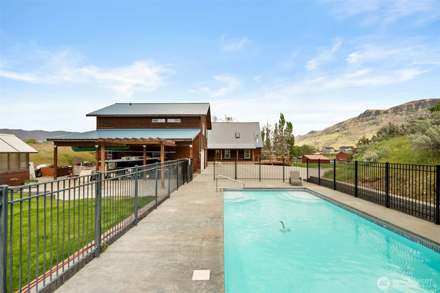 134 Thorburn Lane , Malaga, WA 98828