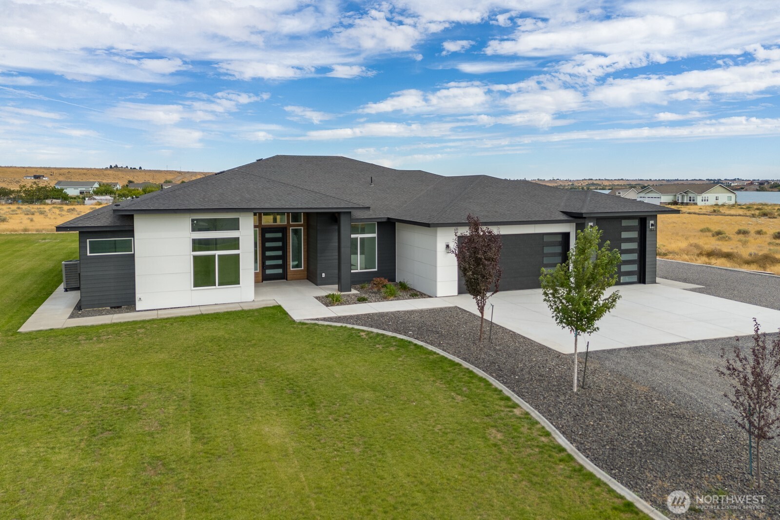 6773 Road E.2 NE, Moses Lake, WA 98837