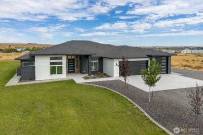 6773 Road E.2 NE, Moses Lake, WA 98837