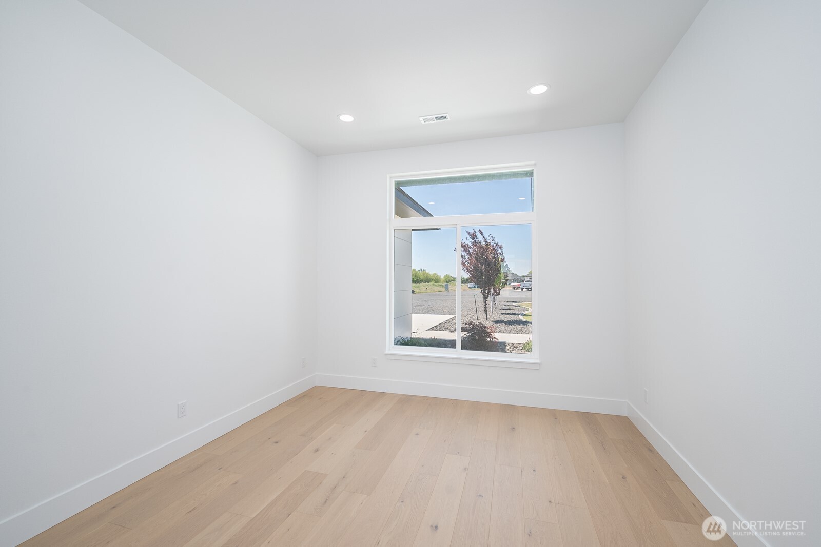 6773 Road E.2 NE, Moses Lake, WA 98837