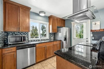 1208 Fairmount Avenue , Shelton, WA 98584 - Photo 13