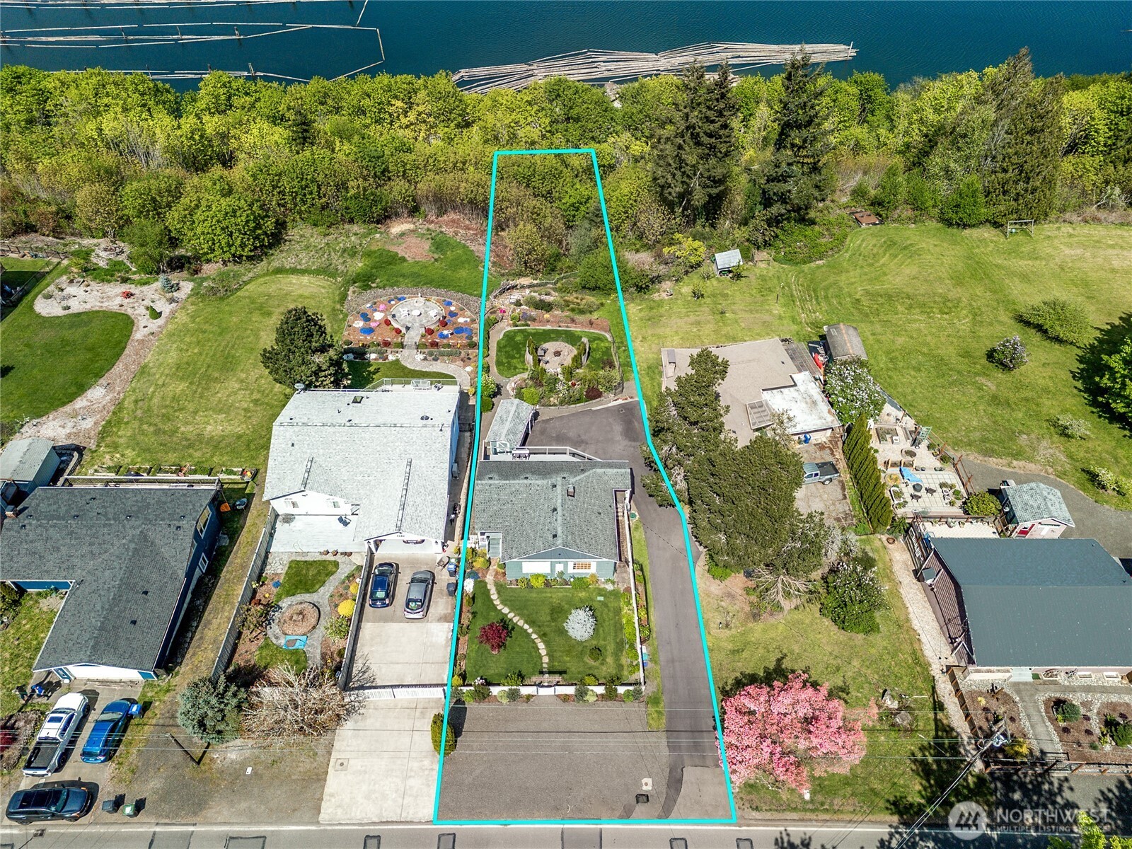 1208 Fairmount Avenue , Shelton, WA 98584