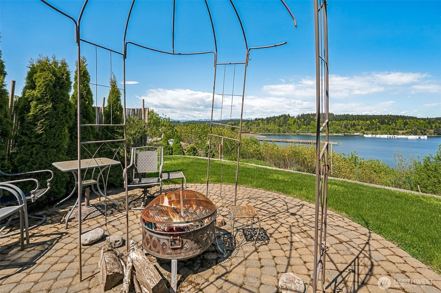 1208 Fairmount Avenue , Shelton, WA 98584