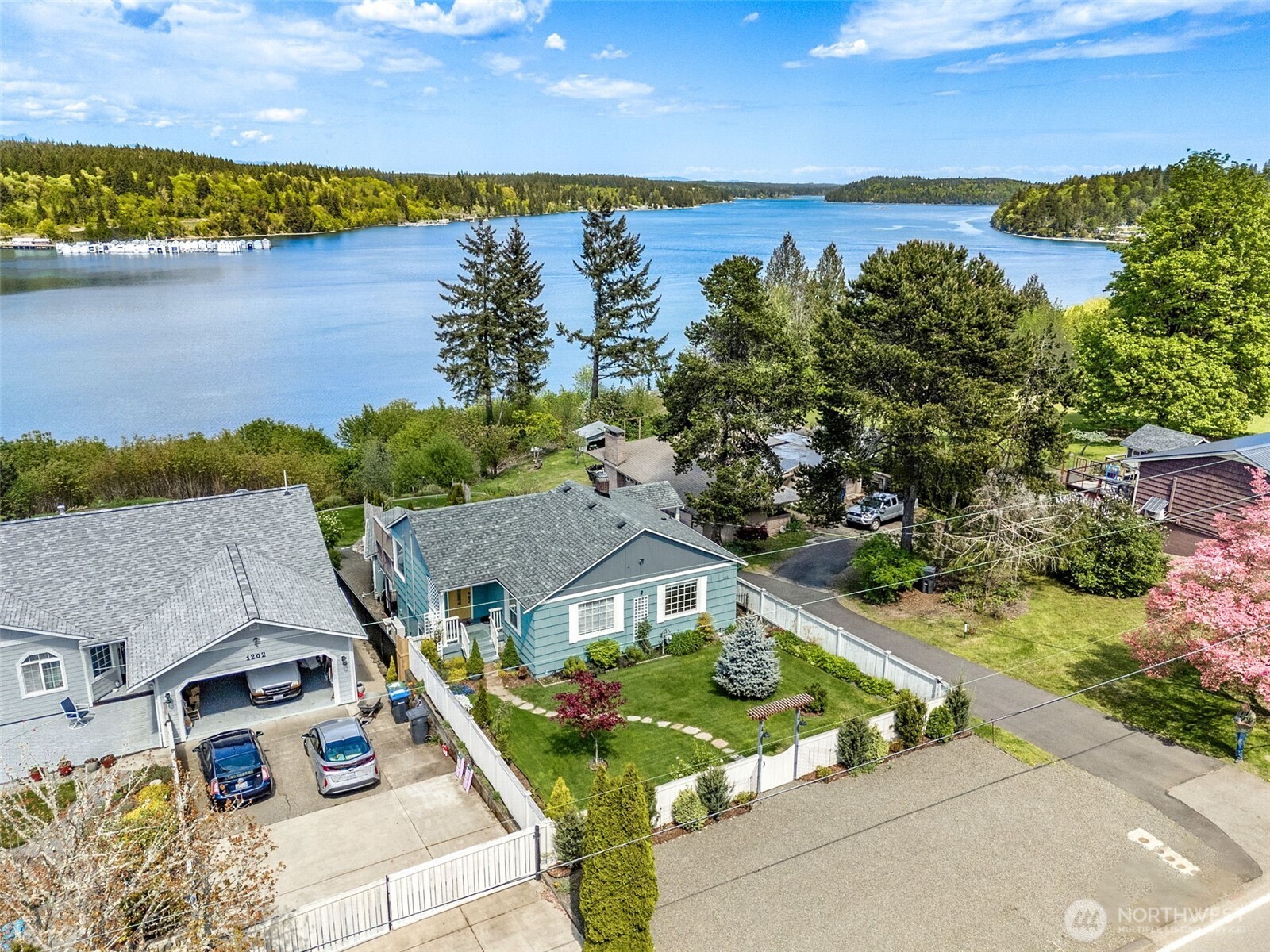 1208 Fairmount Avenue , Shelton, WA 98584