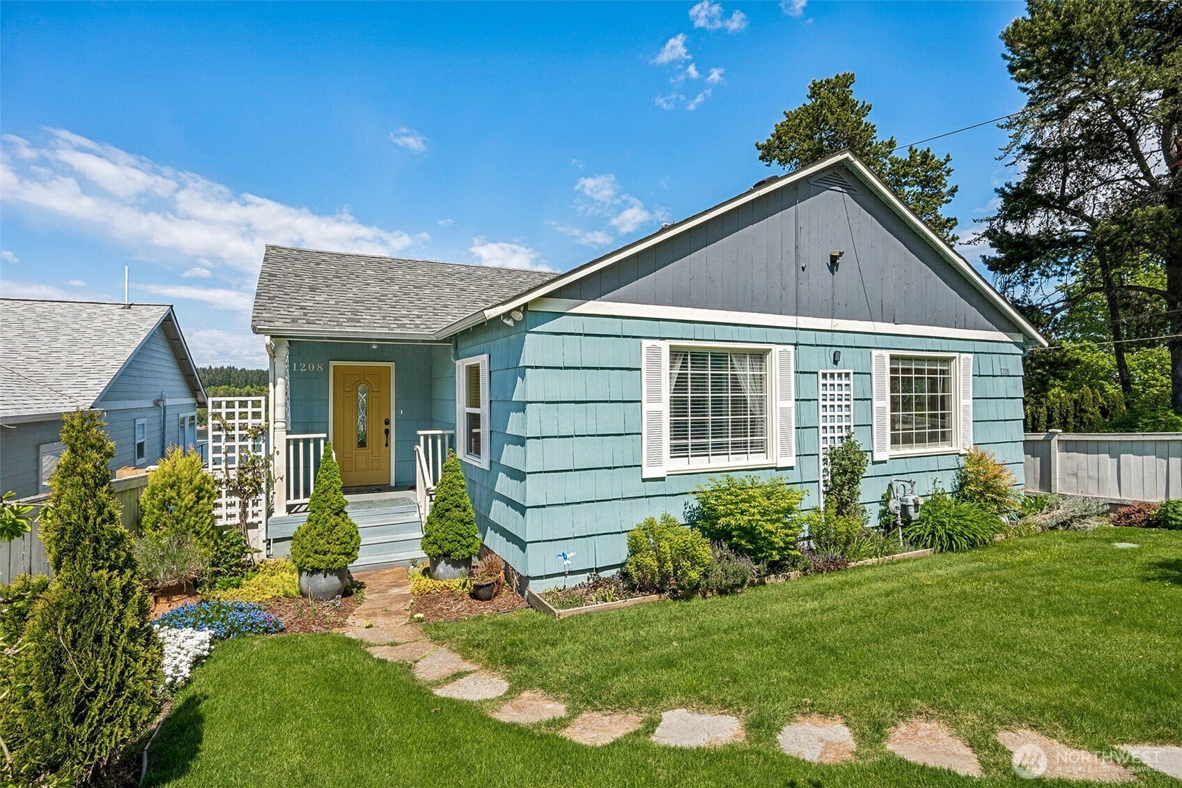 1208 Fairmount Avenue , Shelton, WA 98584