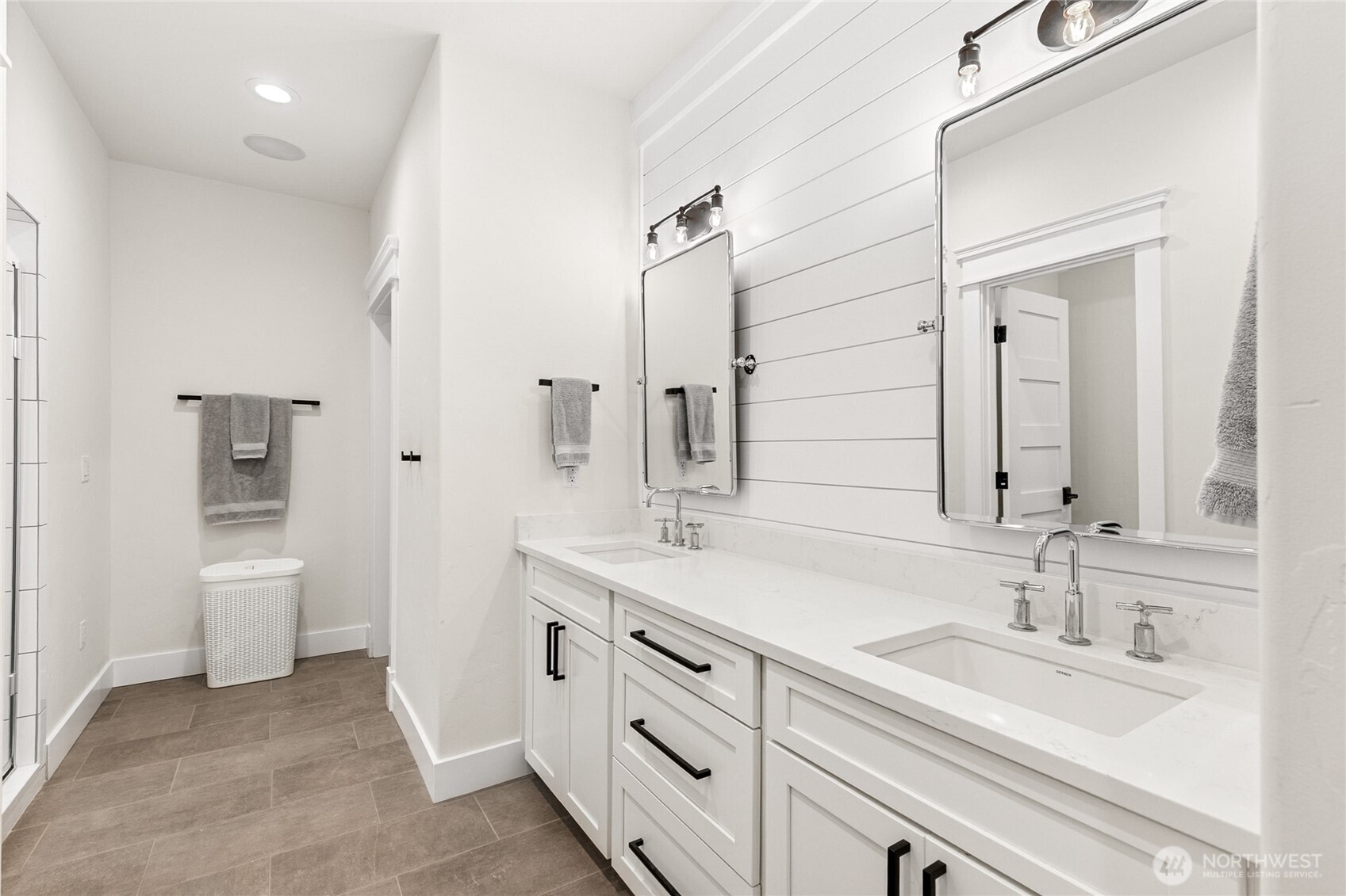 4327 Creekview Lane NW, Olympia, WA 98502