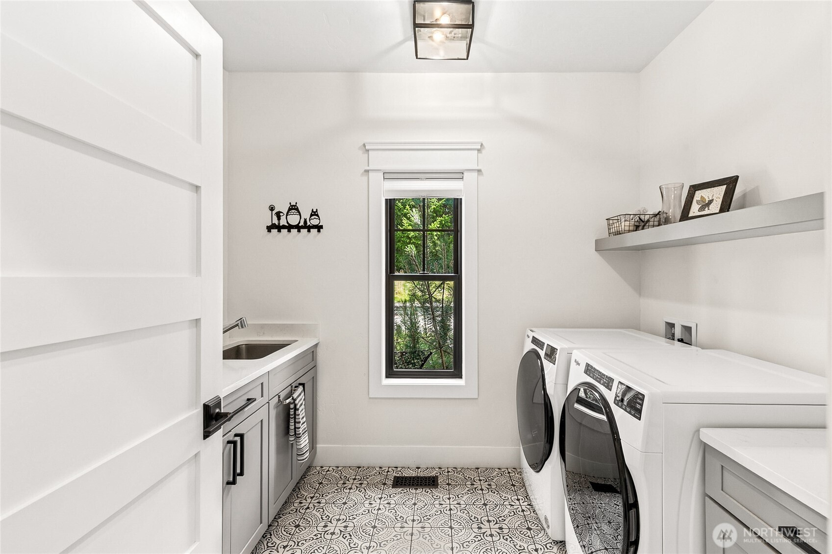 4327 Creekview Lane NW, Olympia, WA 98502