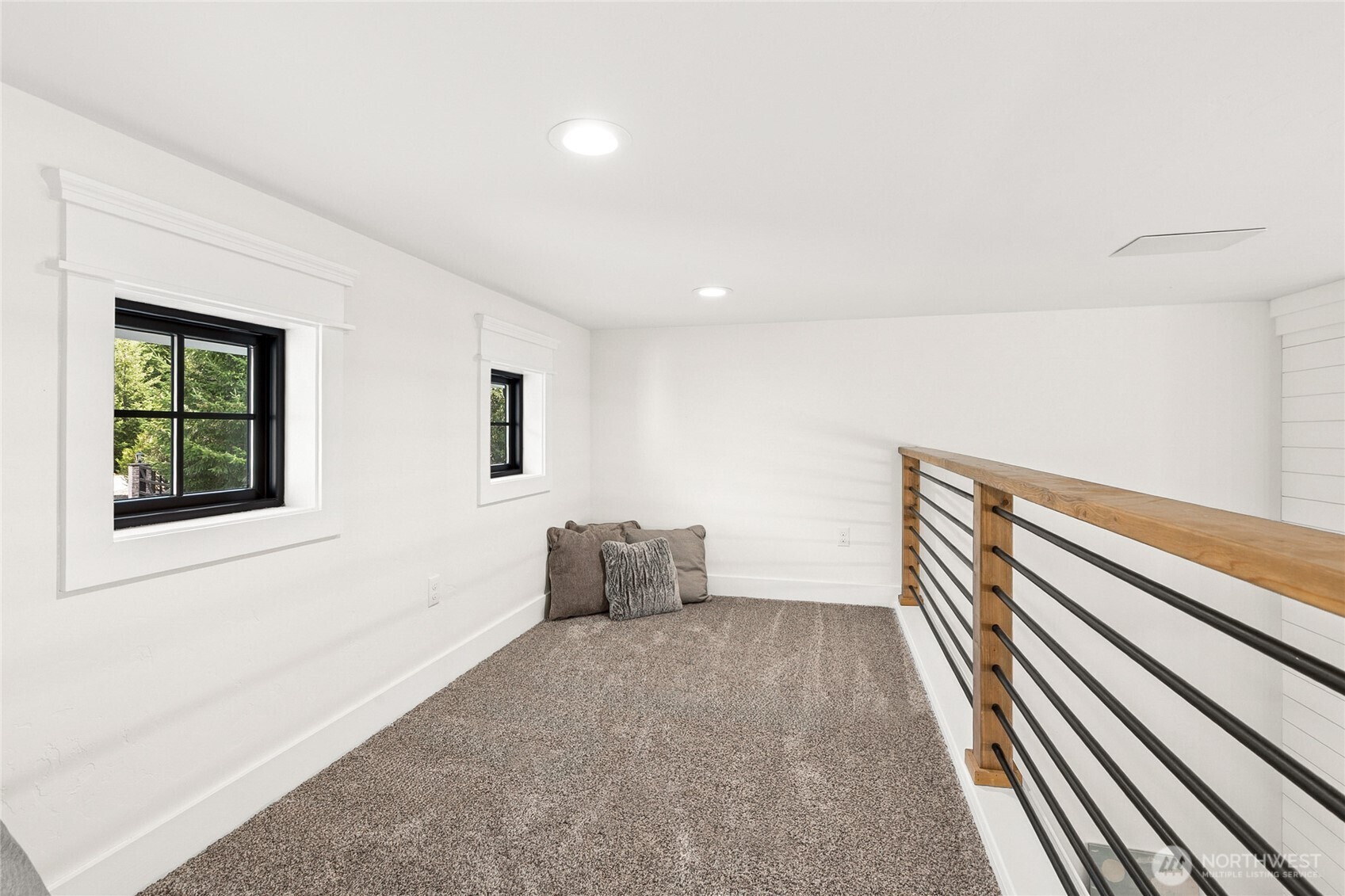 4327 Creekview Lane NW, Olympia, WA 98502