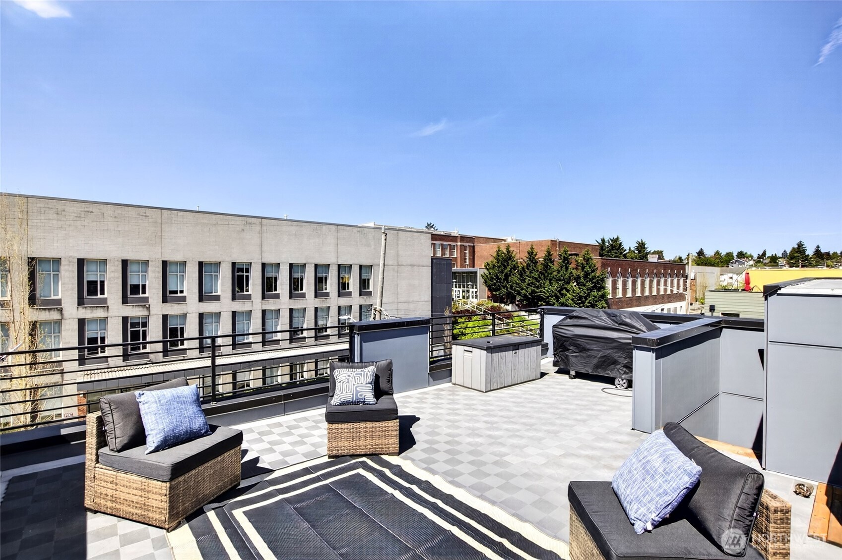 5560 15th Avenue S, Seattle, WA 98108