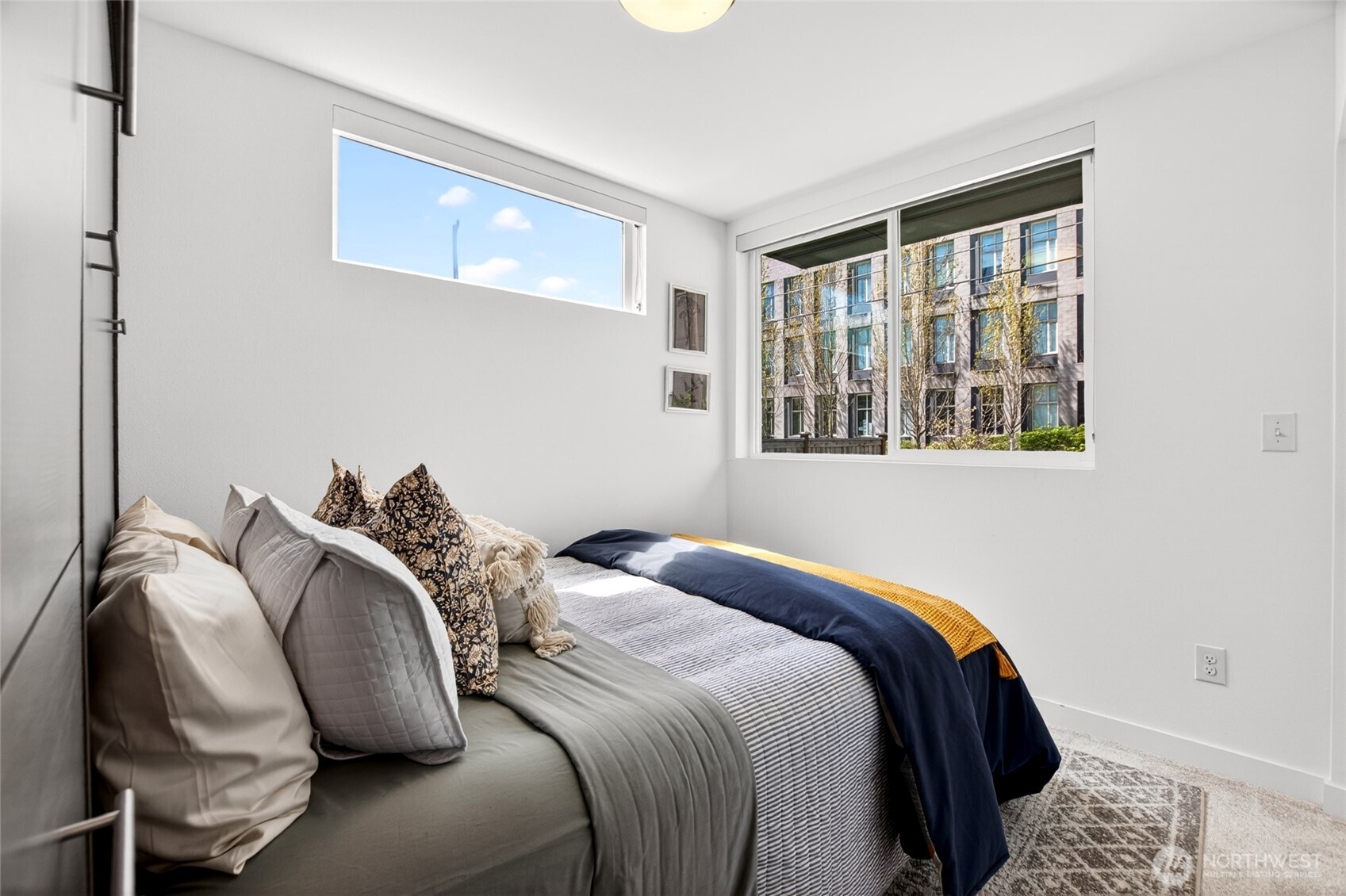 5560 15th Avenue S, Seattle, WA 98108