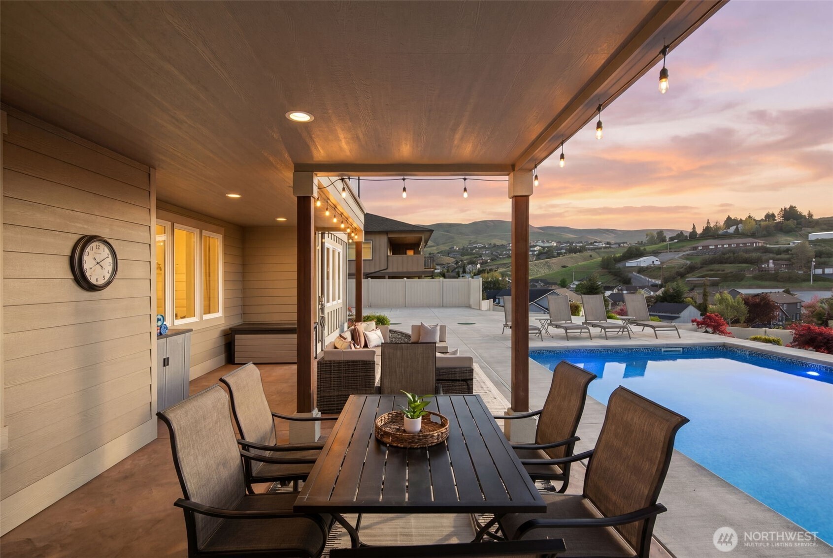 850 Autumn Crest Drive , Wenatchee, WA 98801