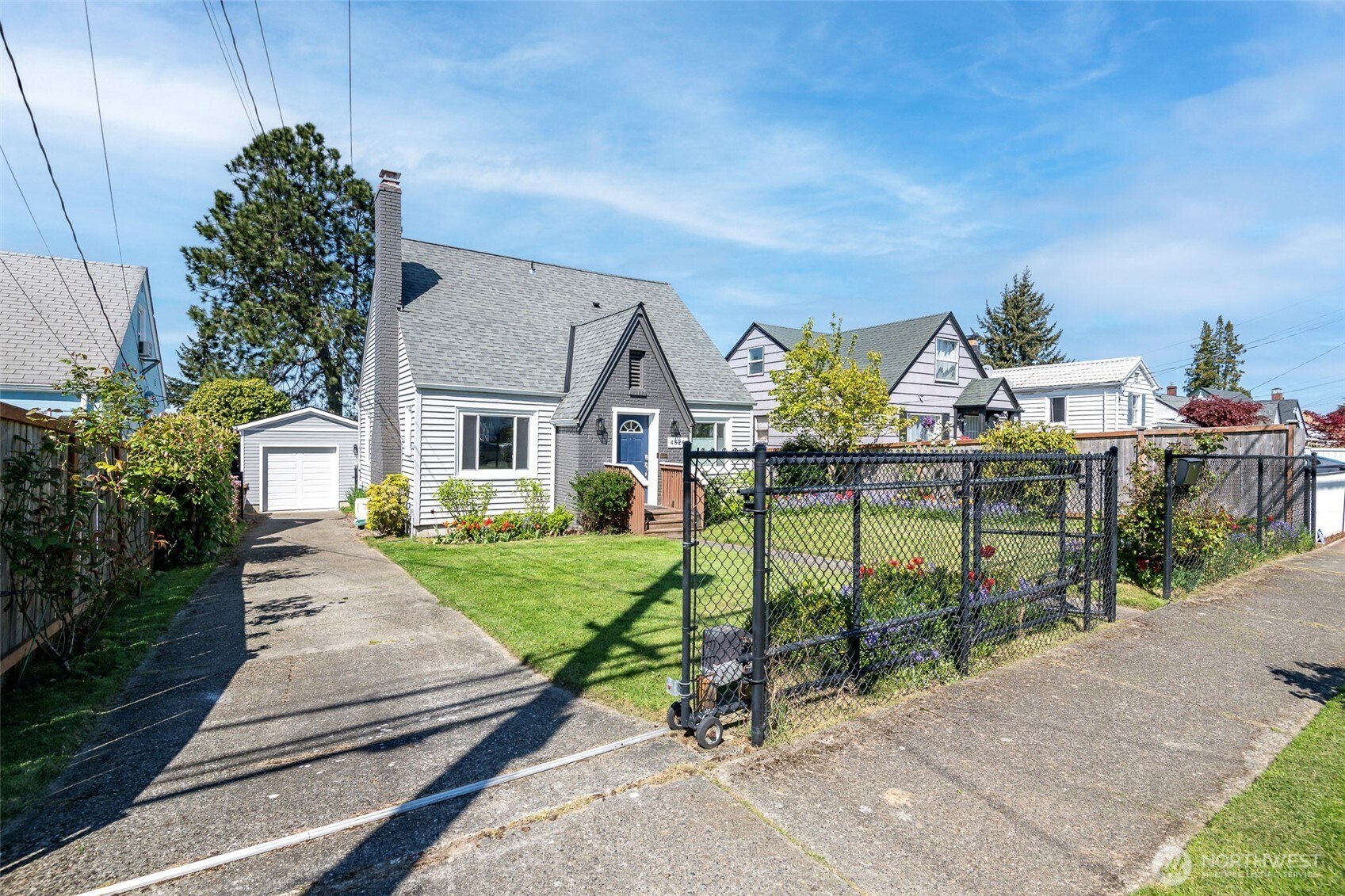 4826 A Street , Tacoma, WA 98408-7613