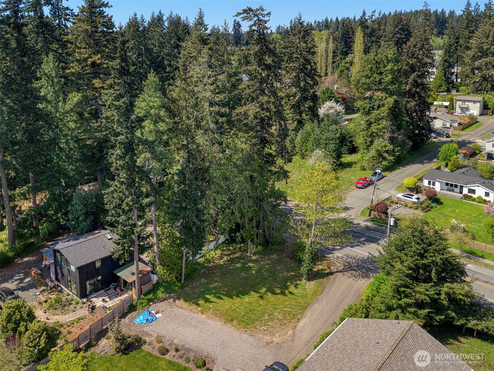 25933 Coveview Lane NE, Kingston, WA 98346