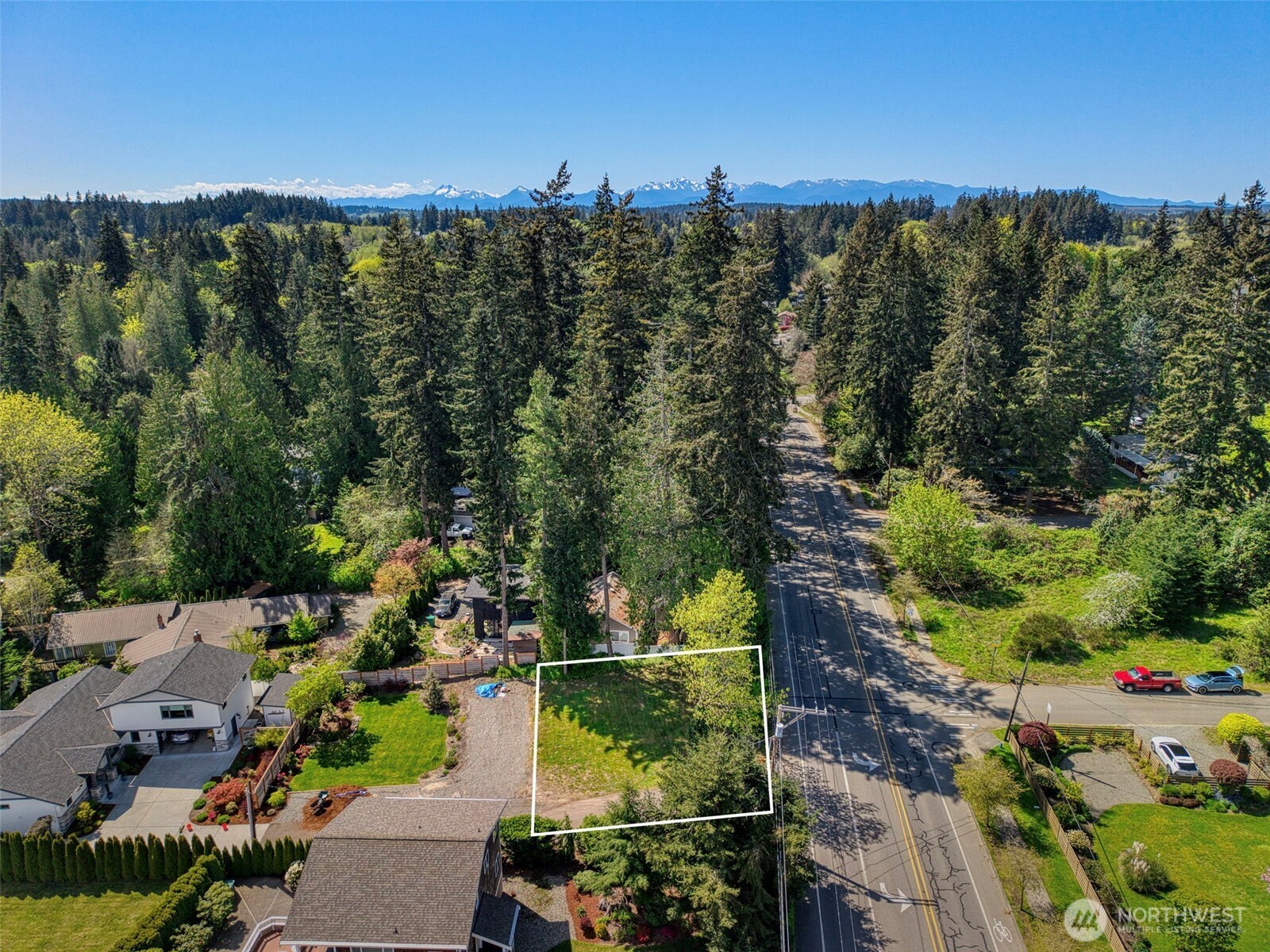25933 Coveview Lane NE, Kingston, WA 98346