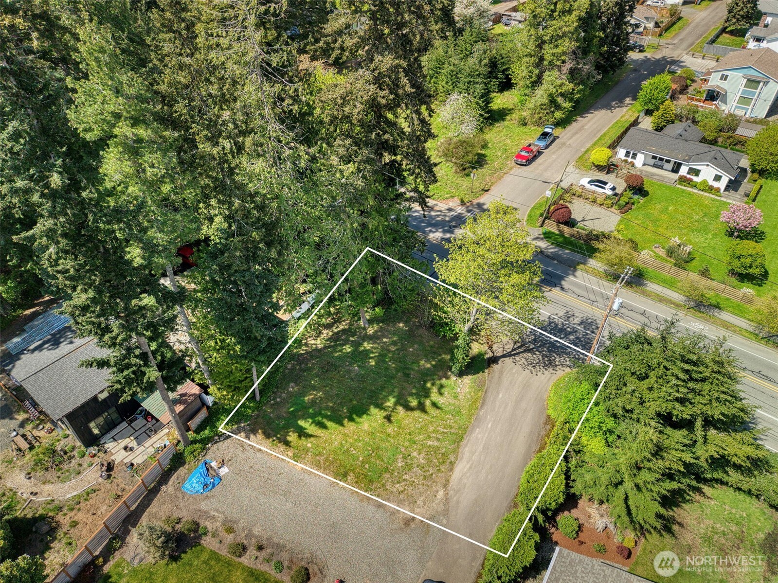25933 Coveview Lane NE, Kingston, WA 98346