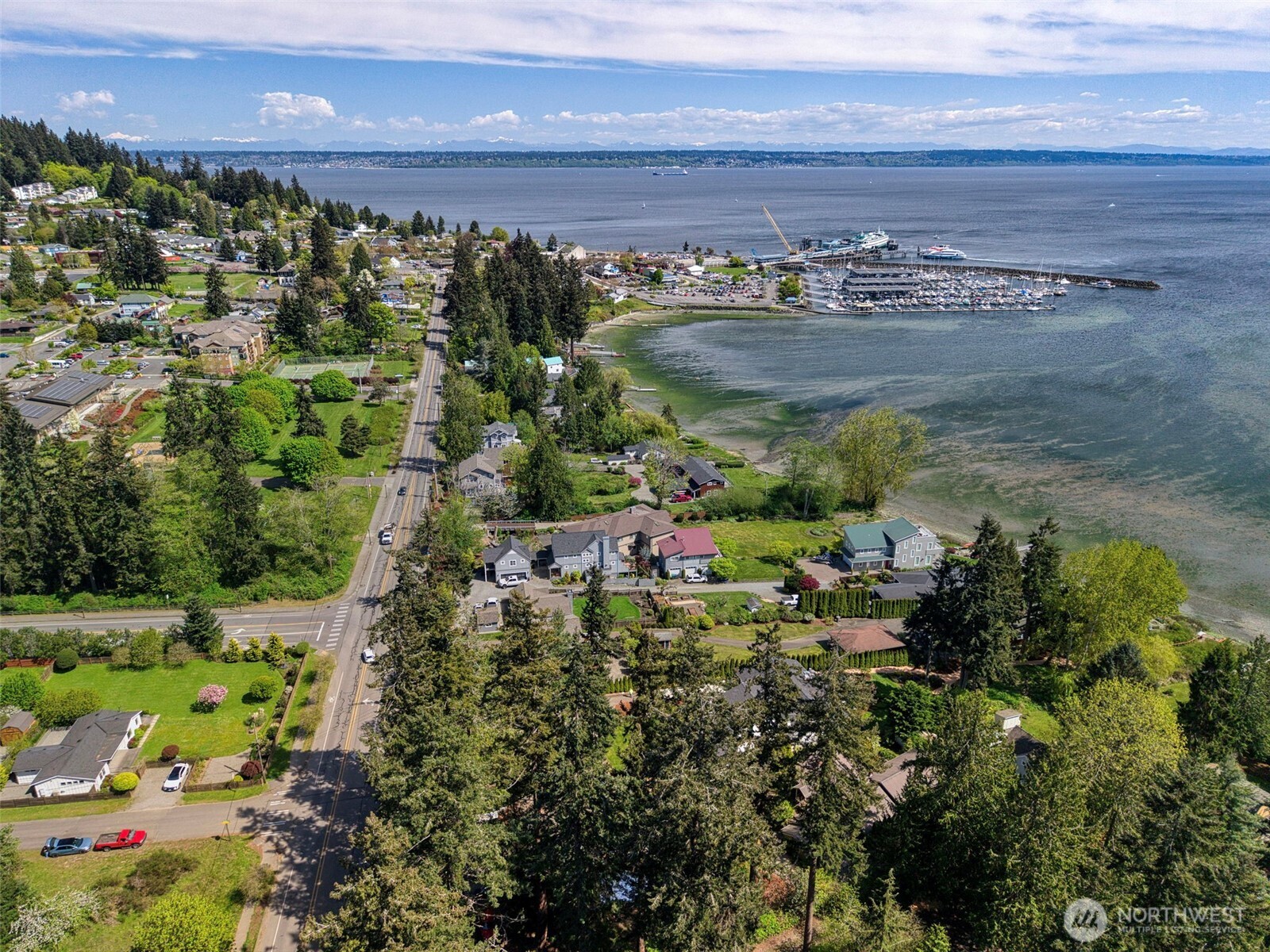 25933 Coveview Lane NE, Kingston, WA 98346