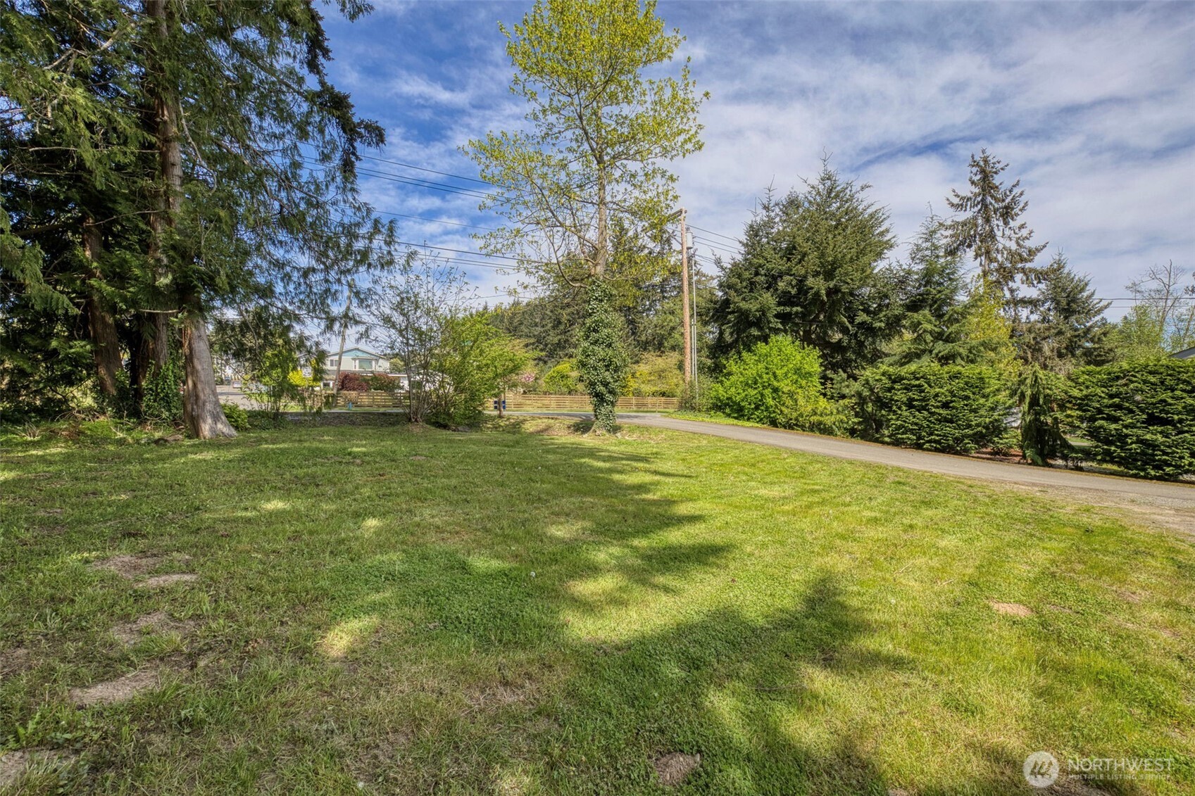 25933 Coveview Lane NE, Kingston, WA 98346
