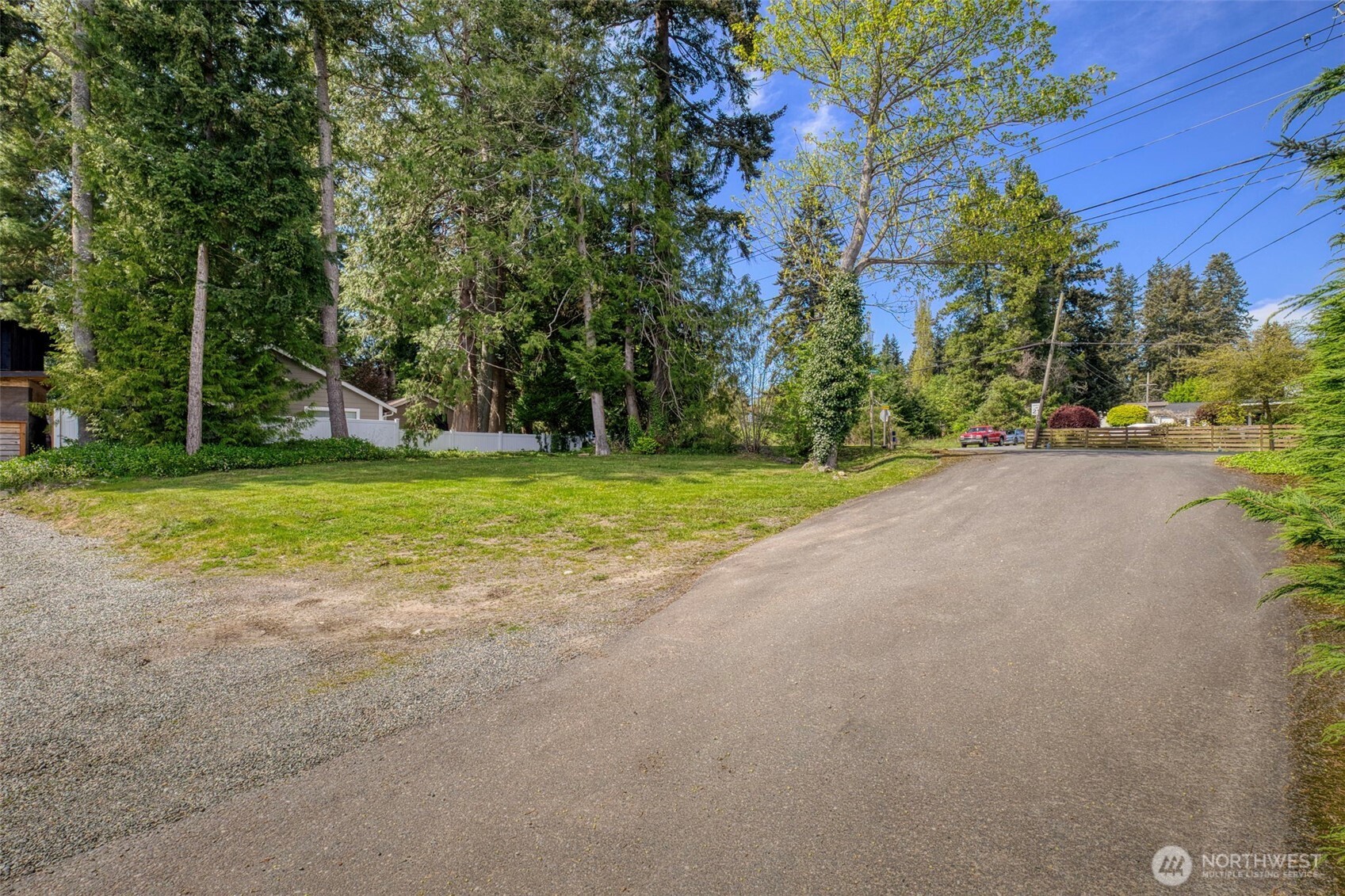 25933 Coveview Lane NE, Kingston, WA 98346