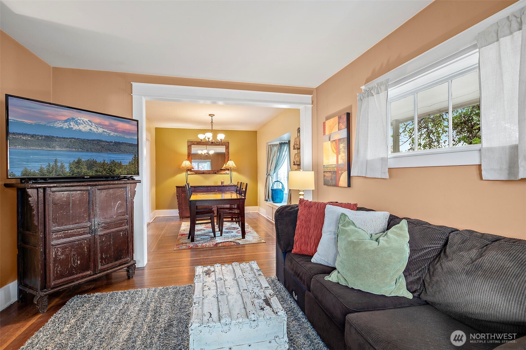 6837 S Thompson Avenue , Tacoma, WA 98408