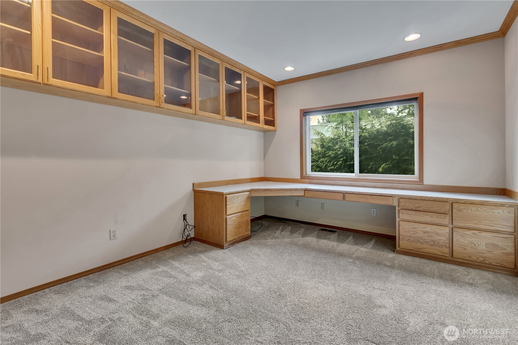 4452 185th Avenue E, Lake Tapps, WA 98391