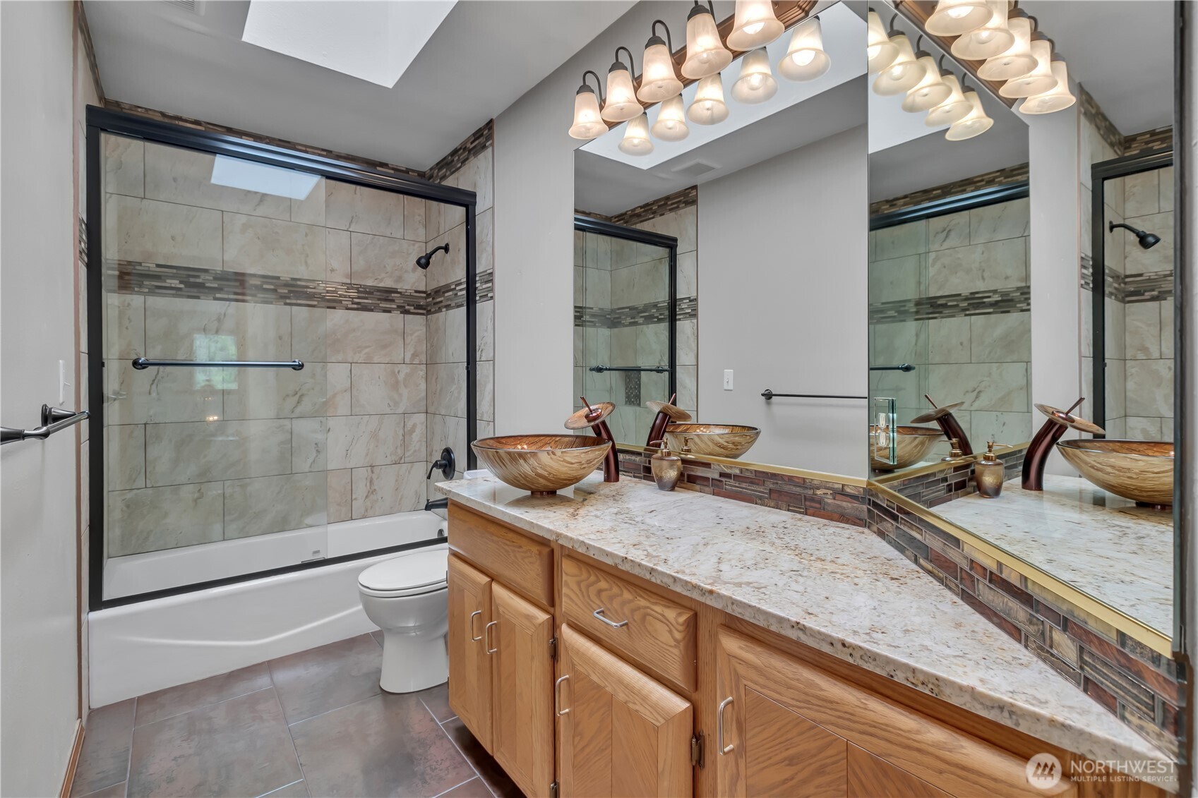 4452 185th Avenue E, Lake Tapps, WA 98391