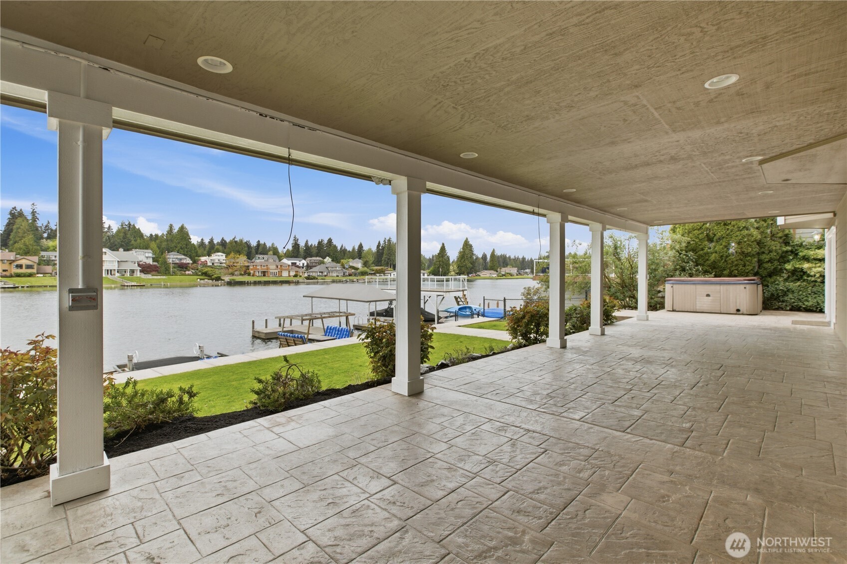 4452 185th Avenue E, Lake Tapps, WA 98391