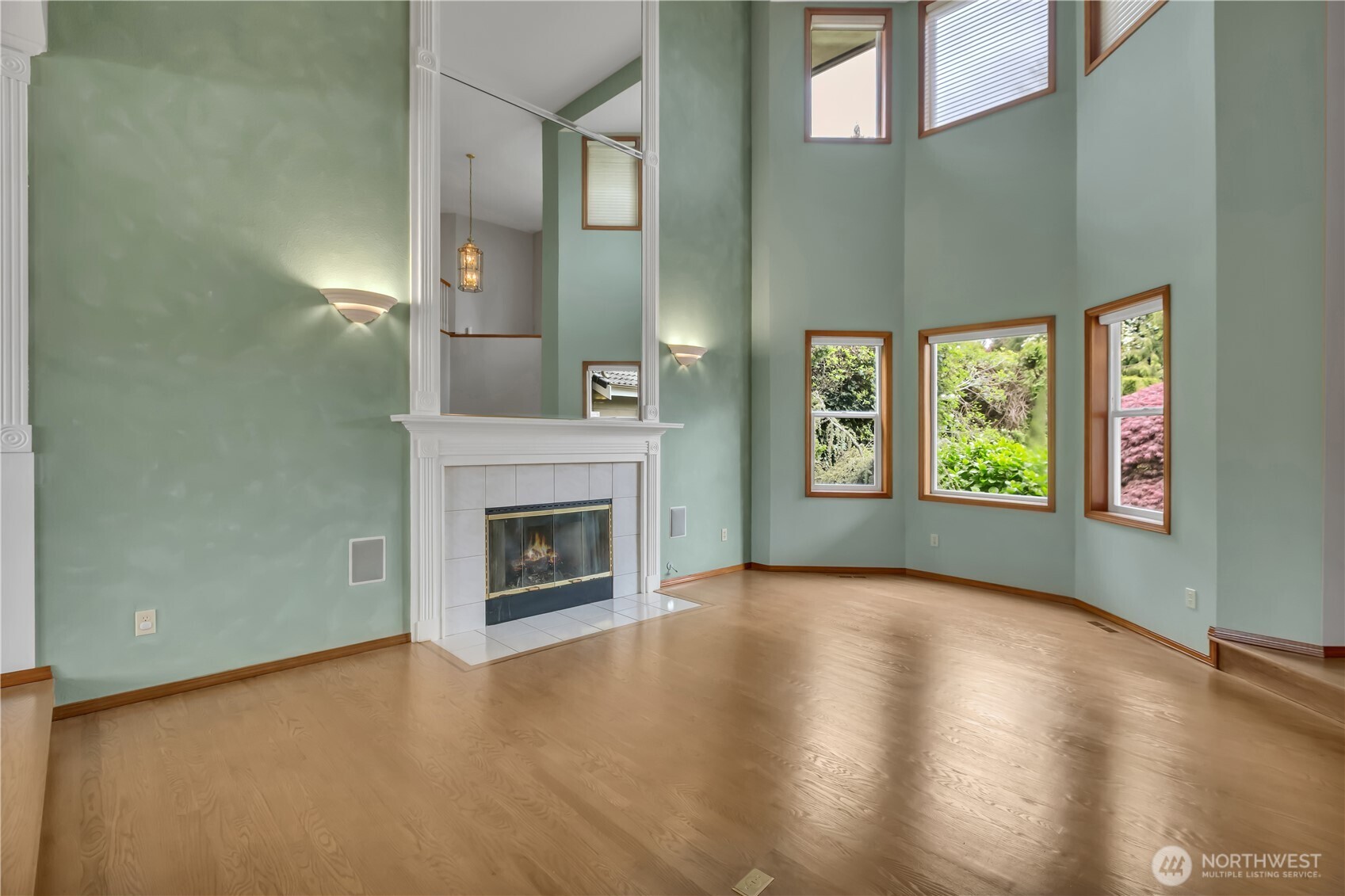 4452 185th Avenue E, Lake Tapps, WA 98391