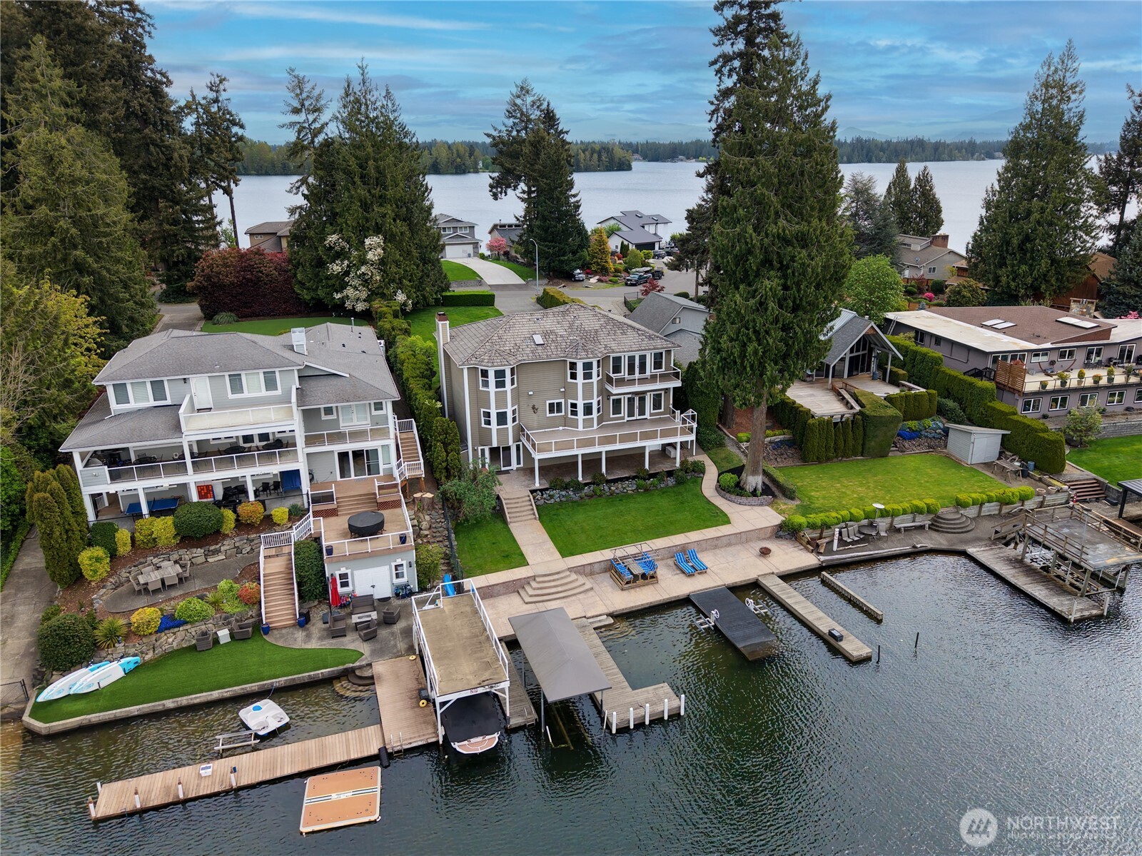 4452 185th Avenue E, Lake Tapps, WA 98391