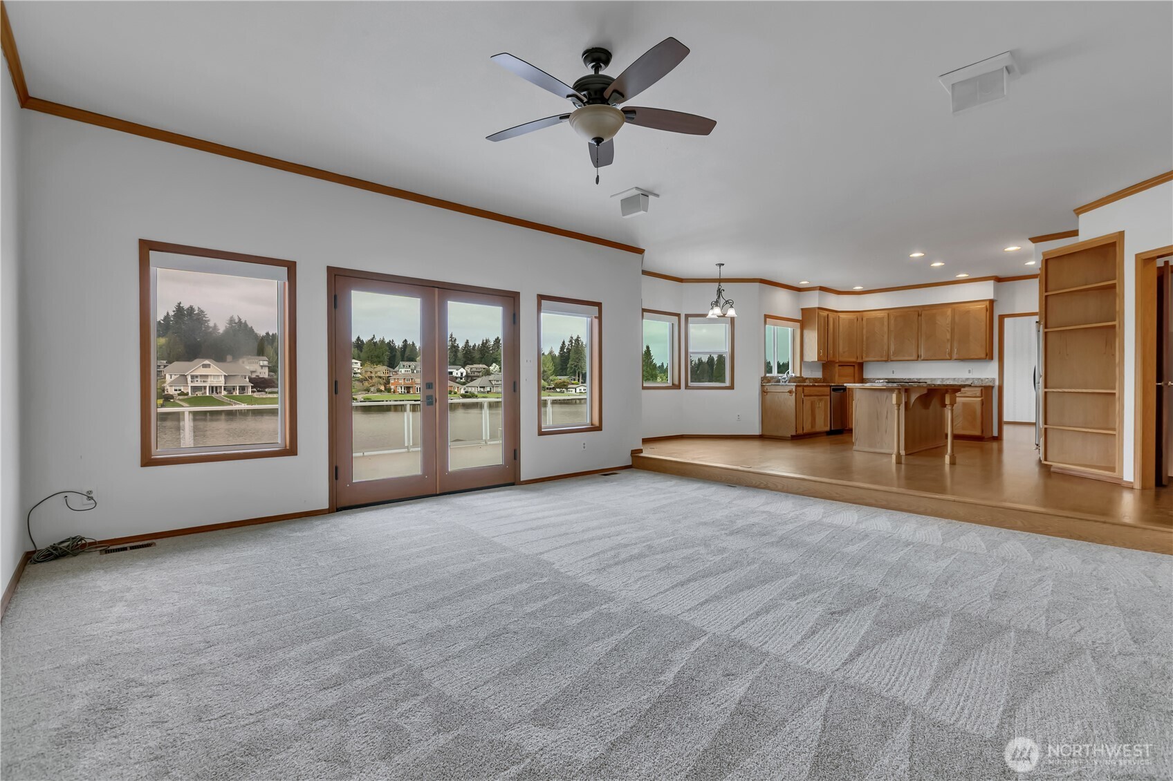 4452 185th Avenue E, Lake Tapps, WA 98391