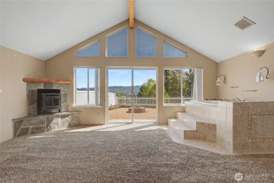 209 W Peters Street , Wenatchee, WA 98801 - Photo 14