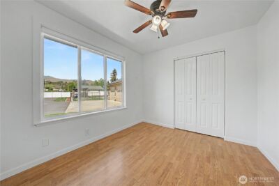 209 W Peters Street , Wenatchee, WA 98801 - Photo 21