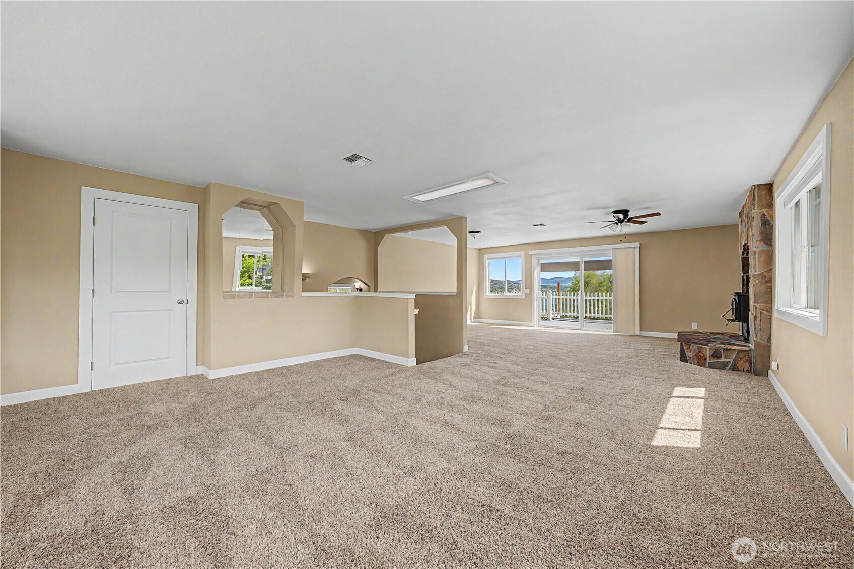 209 W Peters Street , Wenatchee, WA 98801