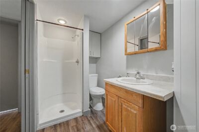 209 W Peters Street , Wenatchee, WA 98801 - Photo 33