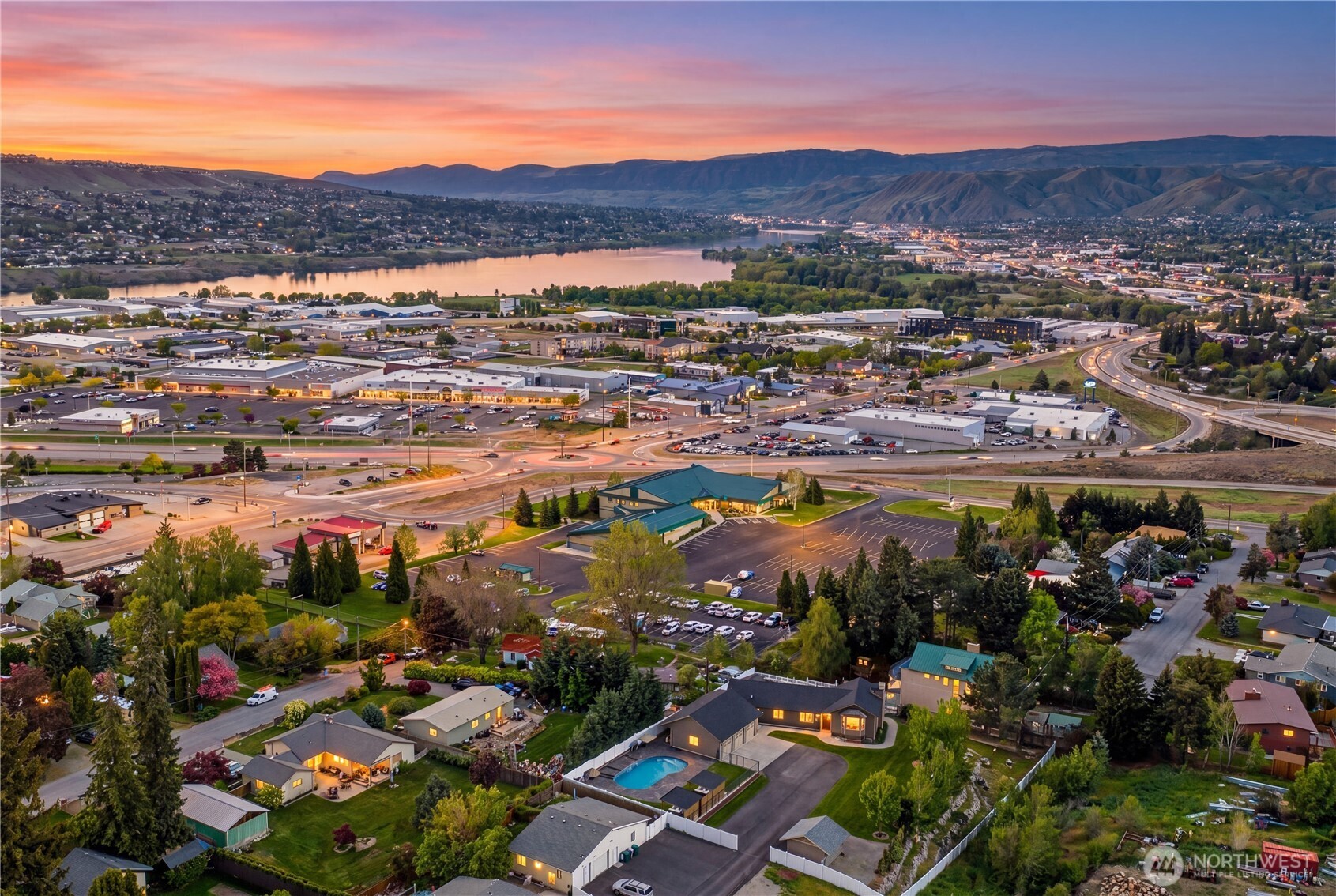 209 W Peters Street , Wenatchee, WA 98801