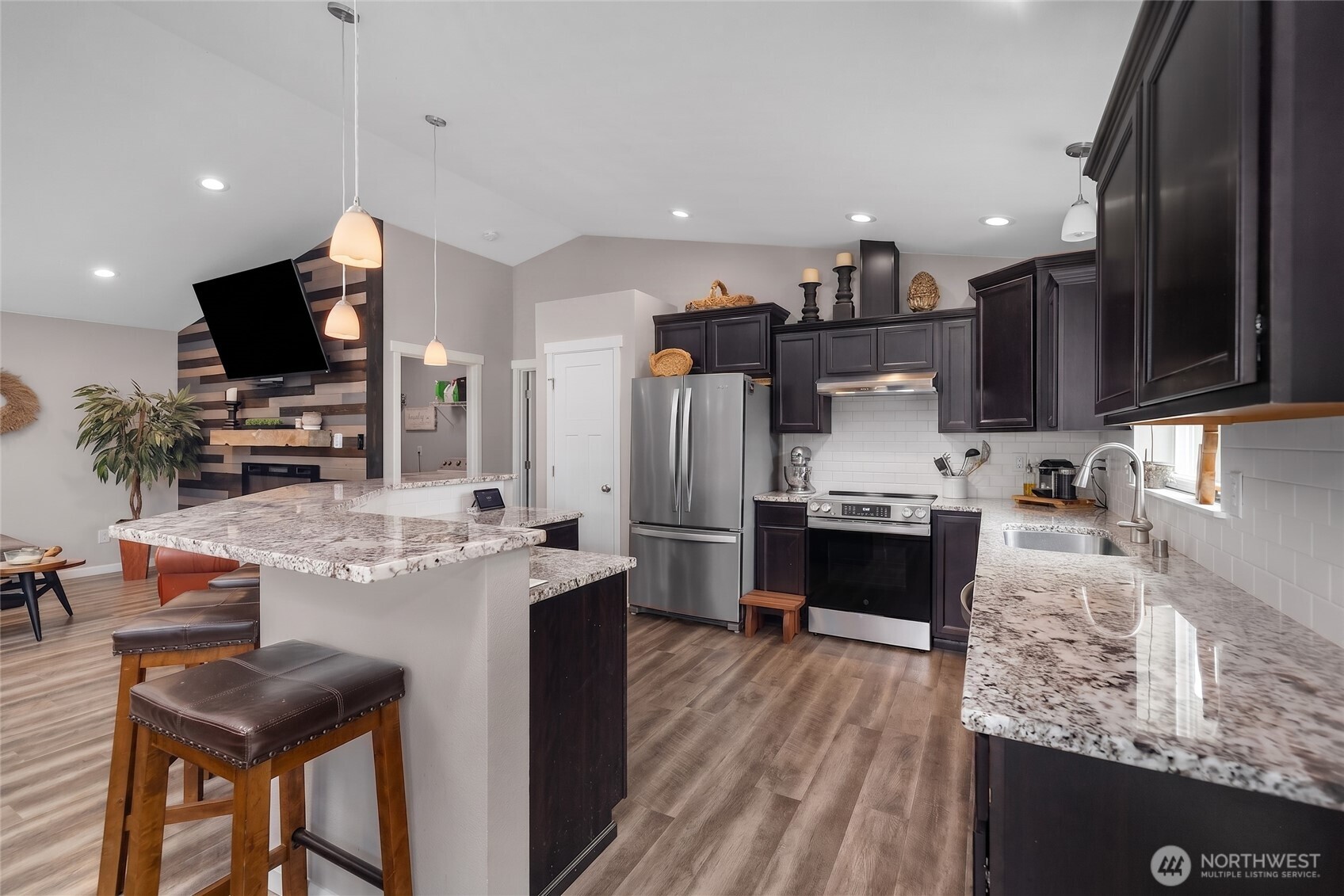 453 E Bear Street , McCleary, WA 98557