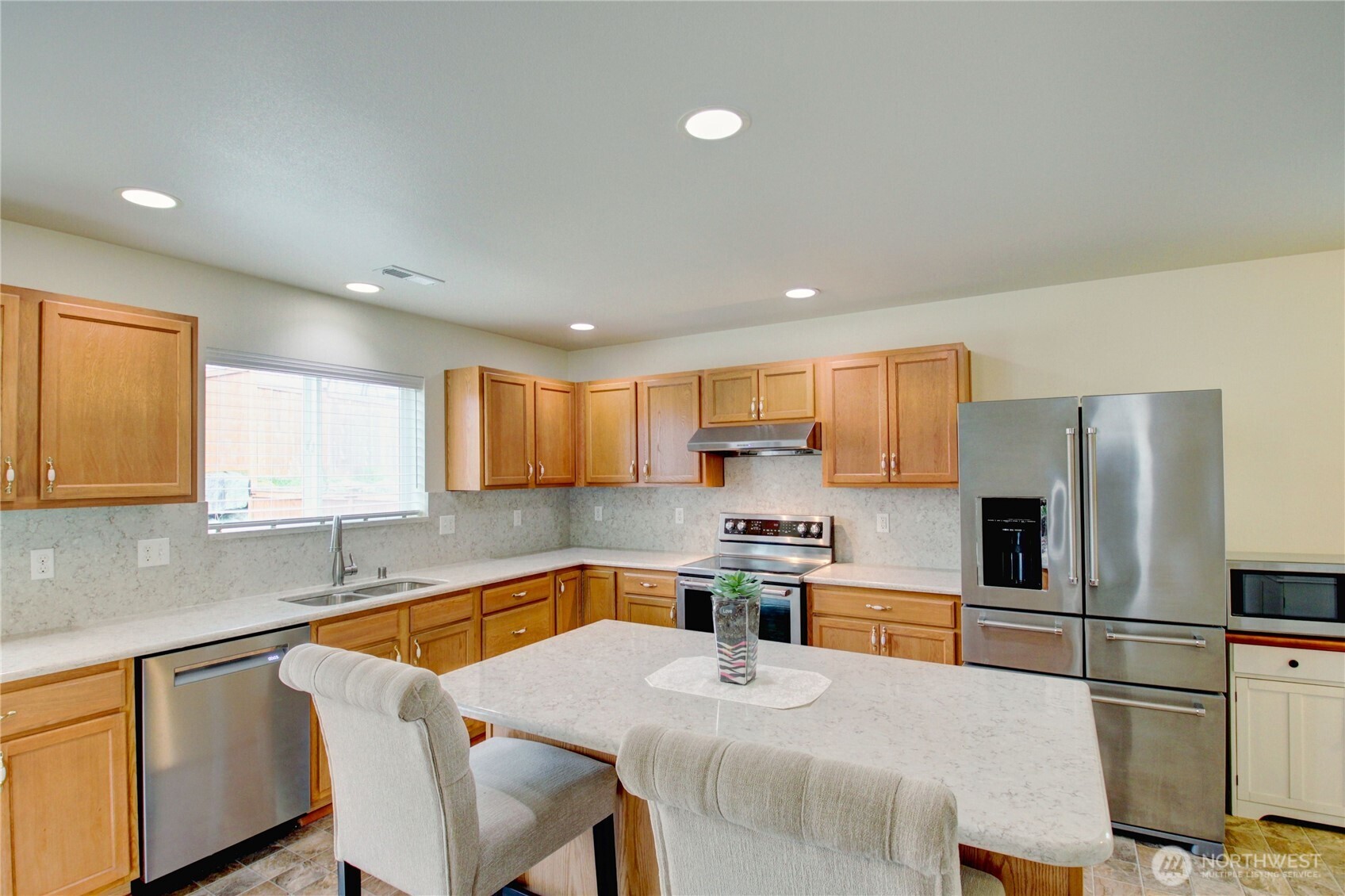 417 Crested Butte Boulevard , Mount Vernon, WA 98273