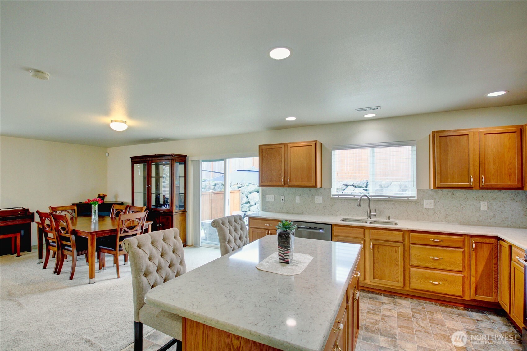 417 Crested Butte Boulevard , Mount Vernon, WA 98273