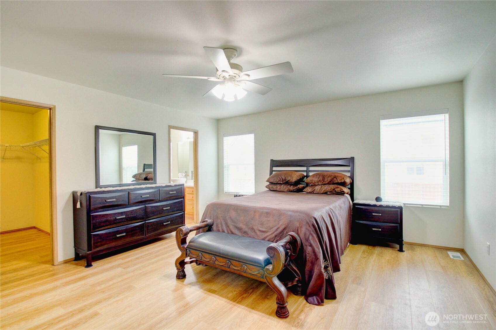 417 Crested Butte Boulevard , Mount Vernon, WA 98273