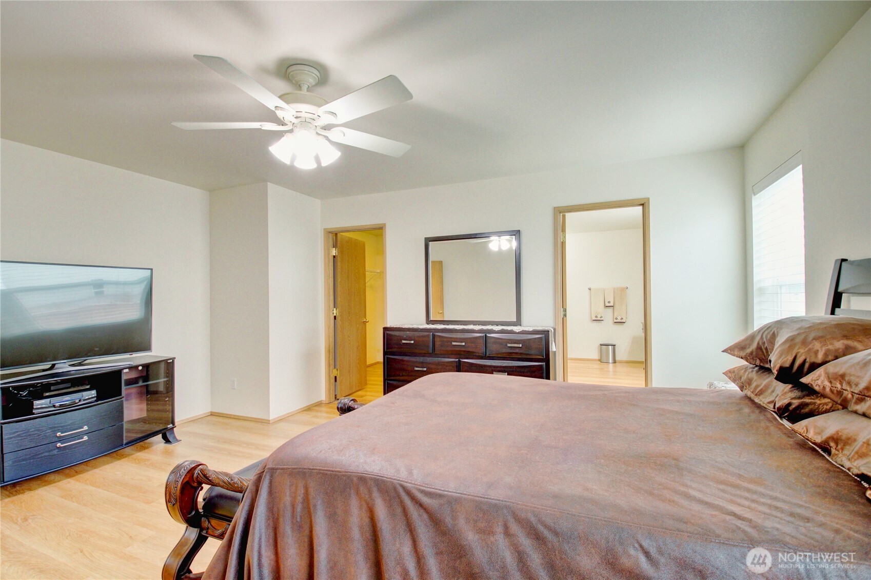 417 Crested Butte Boulevard , Mount Vernon, WA 98273