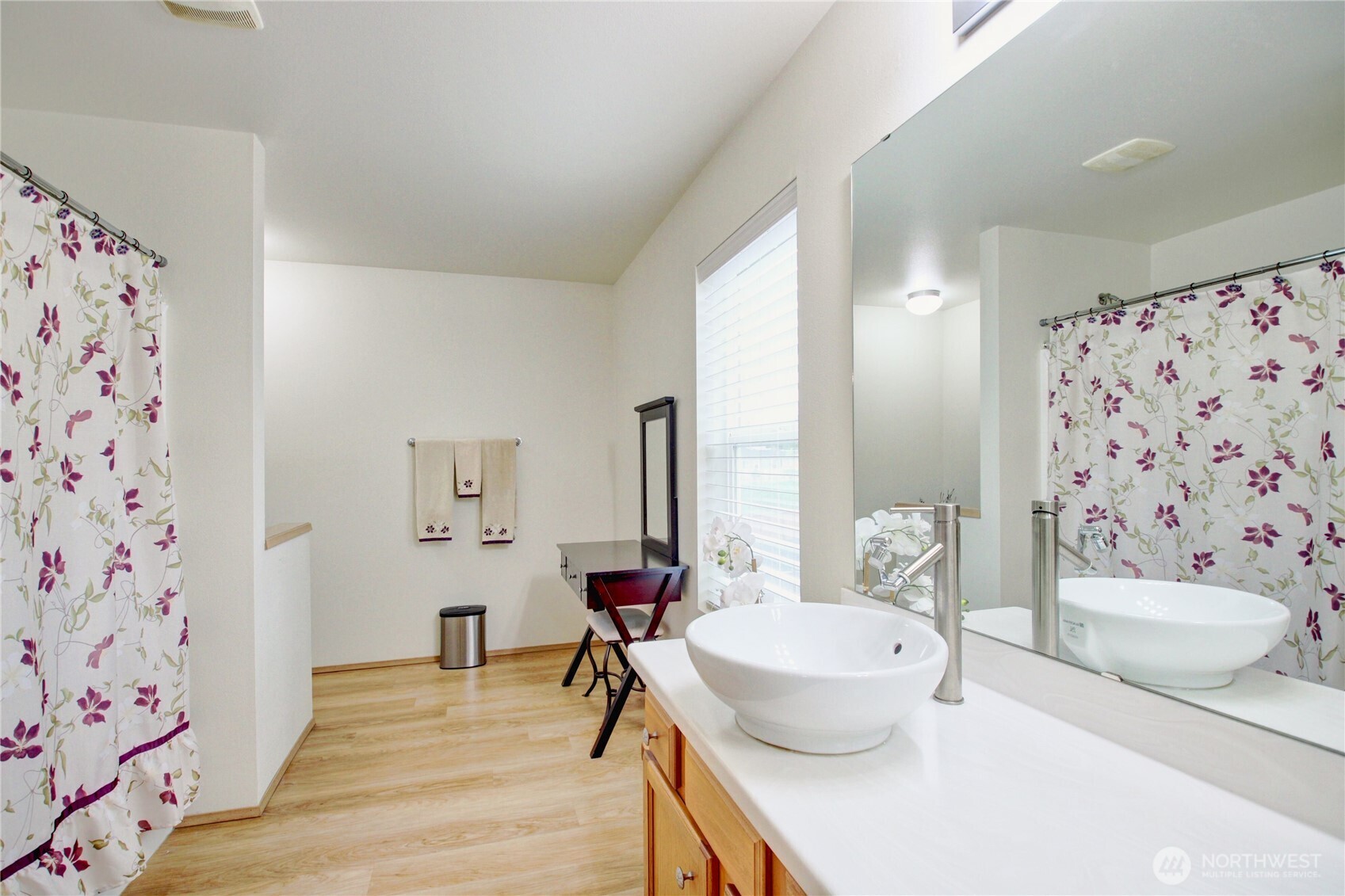 417 Crested Butte Boulevard , Mount Vernon, WA 98273