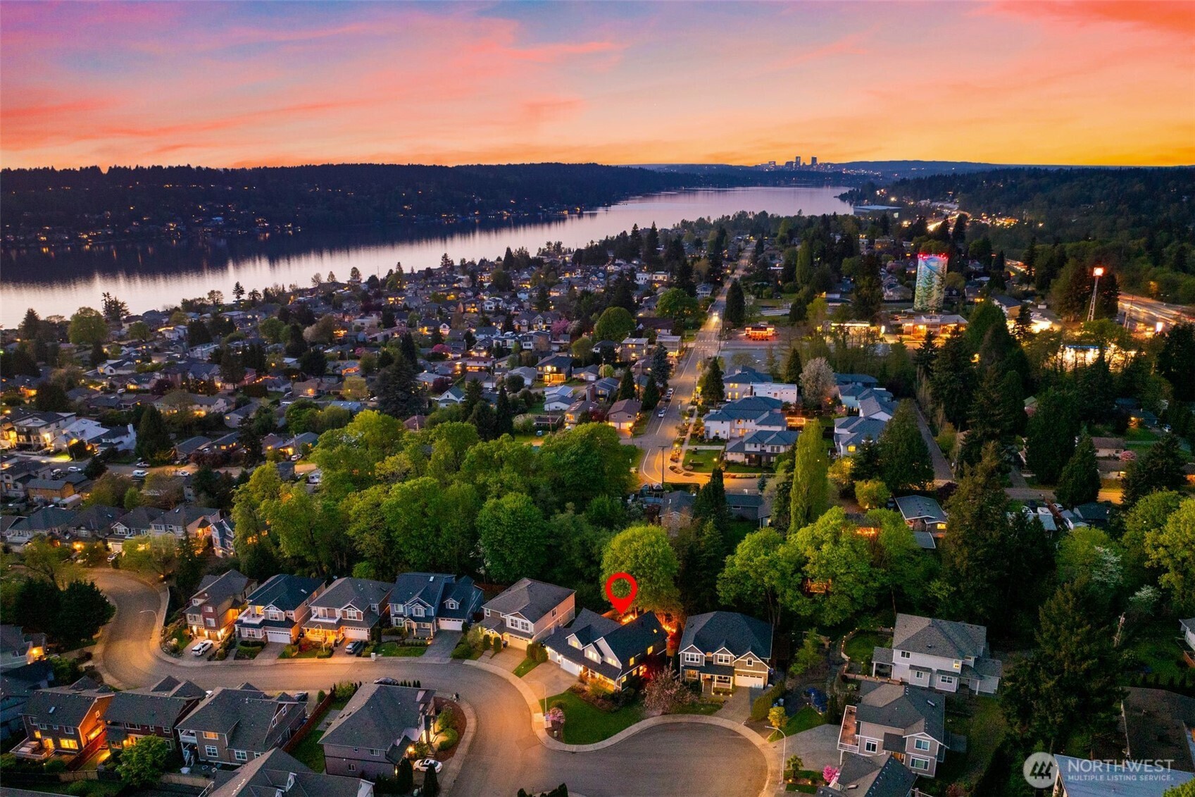 1300 N 27th Place , Renton, WA 98056