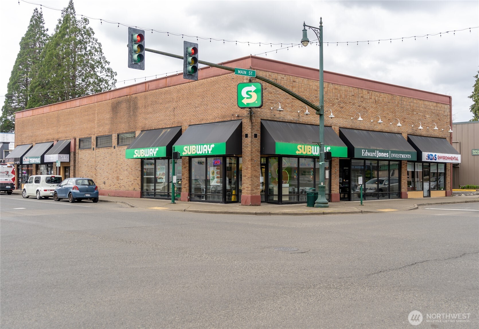 112 W Pioneer Avenue , Montesano, WA 98563