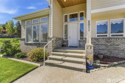 2011 Maiden Lane , Wenatchee, WA 98801 - Photo 3
