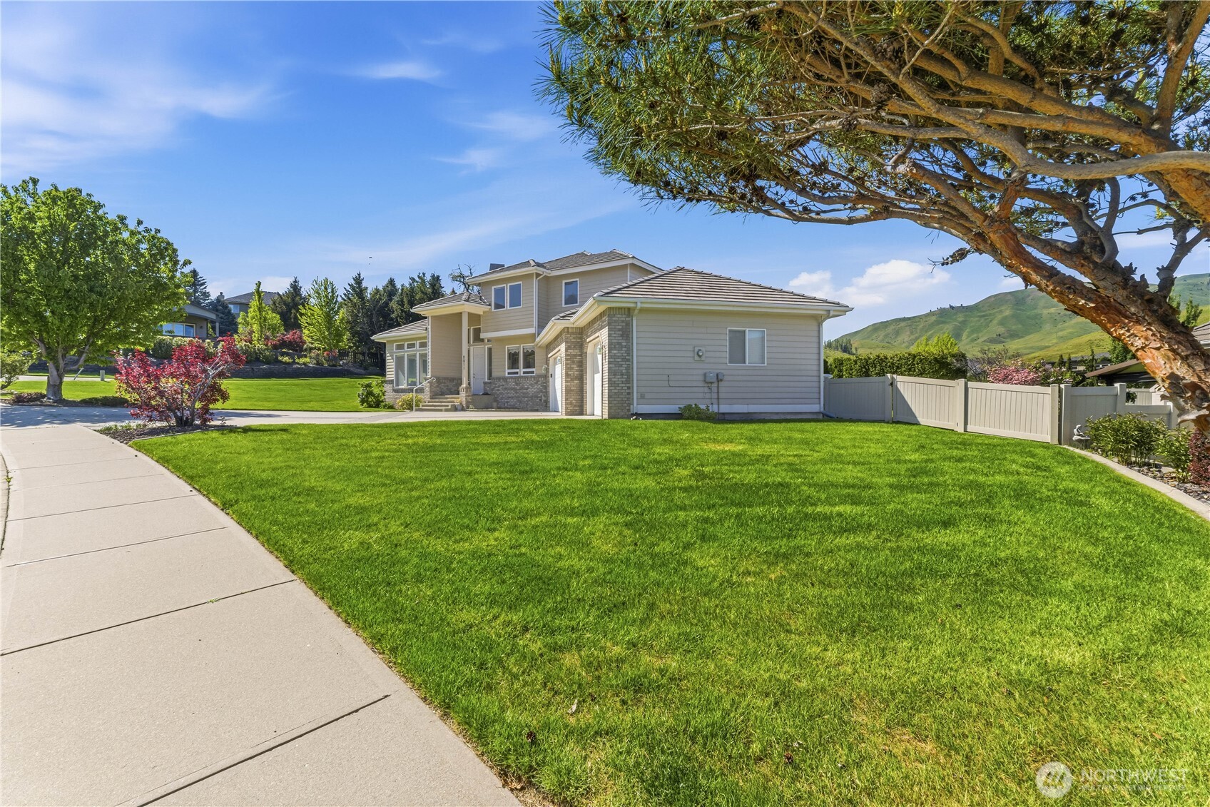 2011 Maiden Lane , Wenatchee, WA 98801