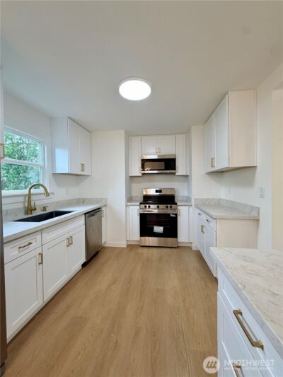 1944 S Ash Street , Tacoma, WA 98405 - Photo 11